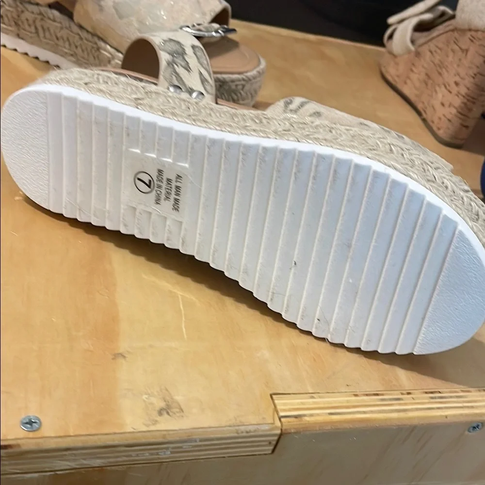 Soda Cream Tan Espadrille Platform Shoes - Picture 3 of 4